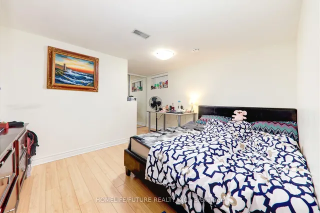 Additional image 27 of 53 Applefield Dr