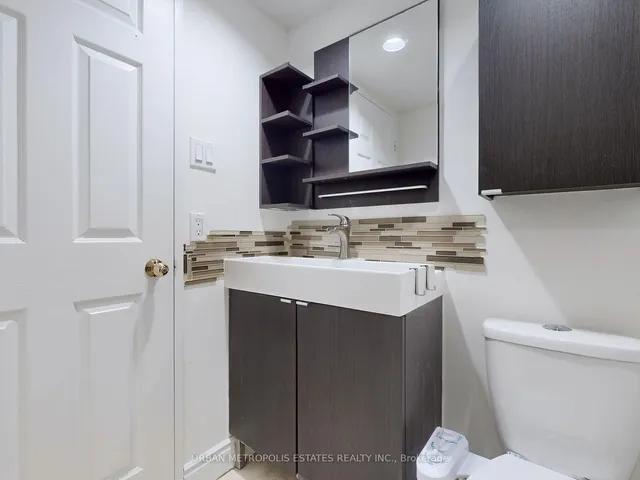 Additional image 40 of 4450 Tucana Crt Unit 1806