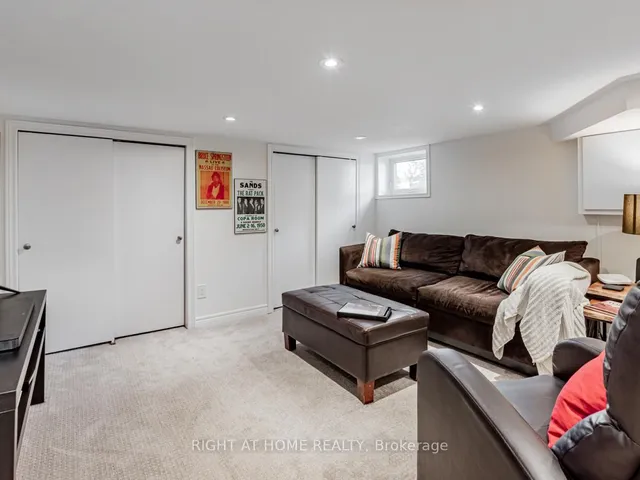 Additional image 24 of 98 Douglas Ave