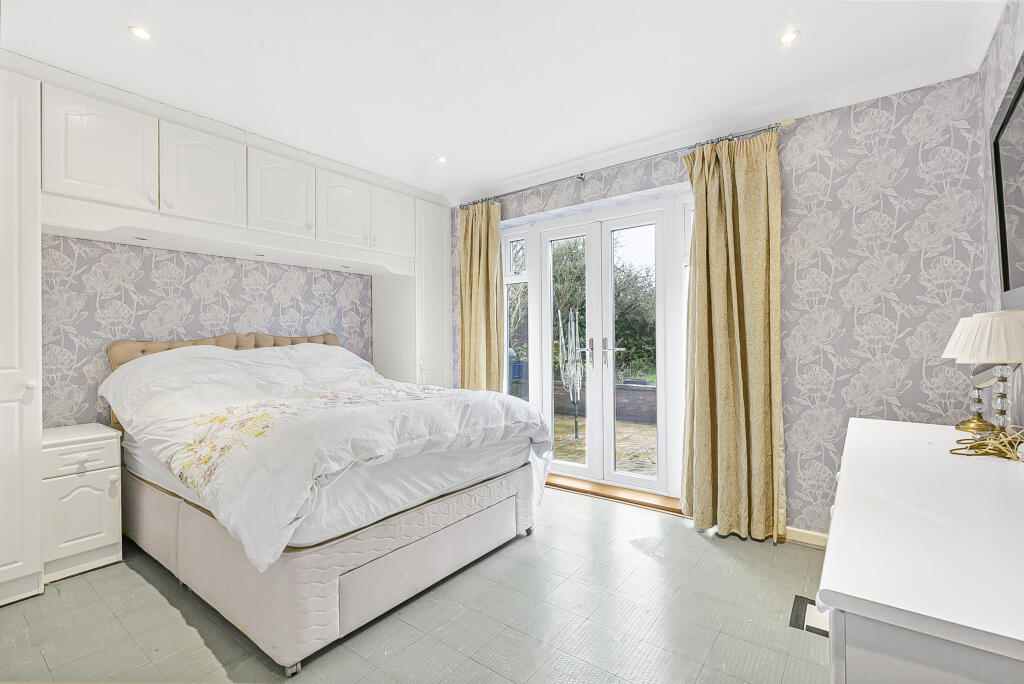 Additional image 9 of Mayflower Road, Park Street, St. Albans, AL2