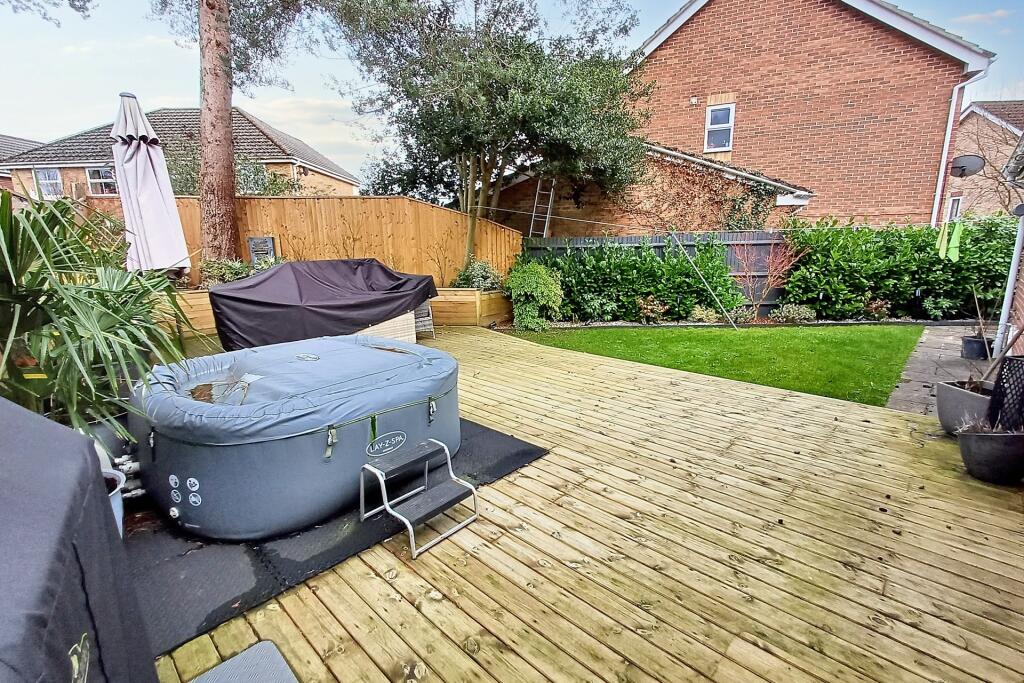 Additional image 18 of Verwood