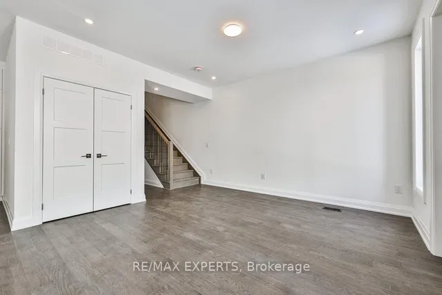 Additional image 10 of 2154 Walker's Line