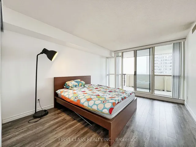 Additional image 19 of 275 Bamburgh Circ Unit 1404