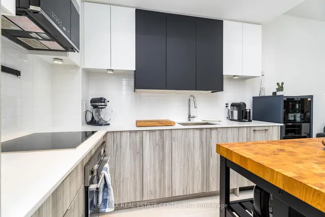 Additional image 15 of 2481 Taunton Rd Unit 461