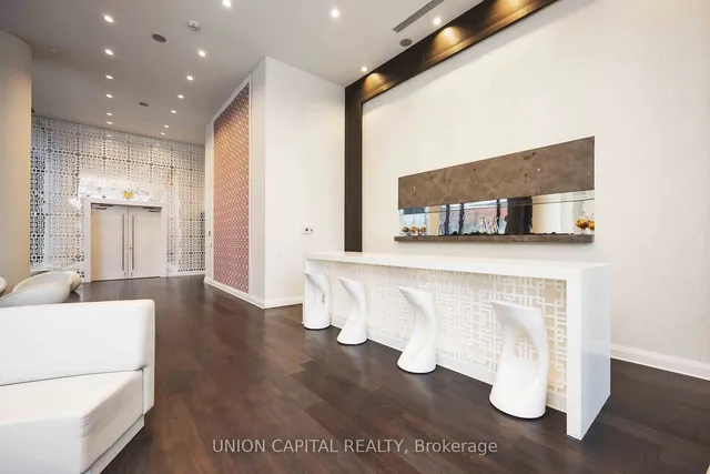 Additional image 25 of 68 Canterbury Pl Unit 1705