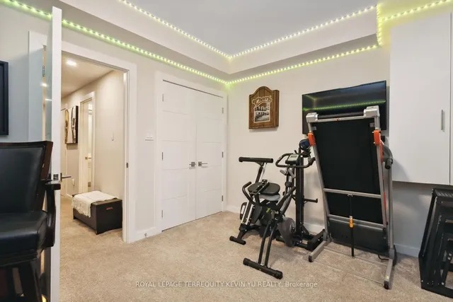 Additional image 29 of 33A Medford Ave