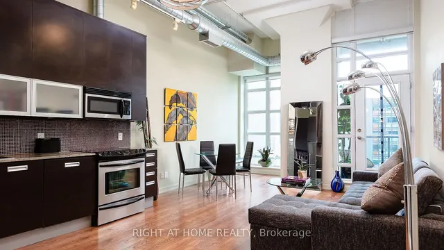 Additional image 2 of 380 Macpherson Ave Unit 314