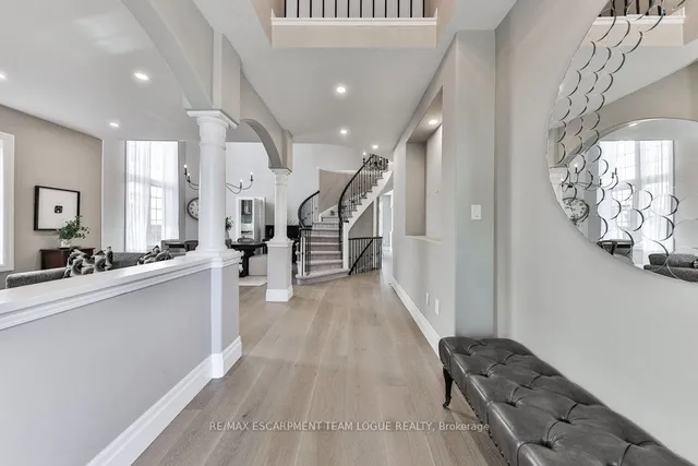 Additional image 5 of 2557 ARMOUR Cres