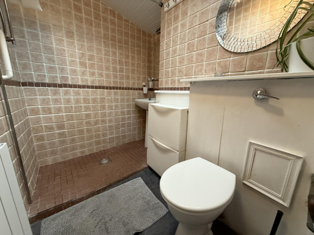 Additional image 11 of Gloucester Road, Bristol, BS35