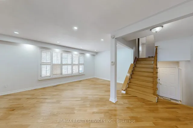 Additional image 13 of 7 Geneva Cres