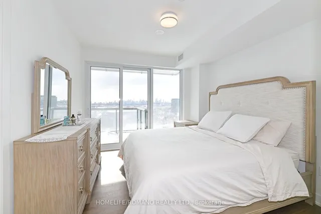 Additional image 10 of 30 Inn On The Park Dr Unit 1409