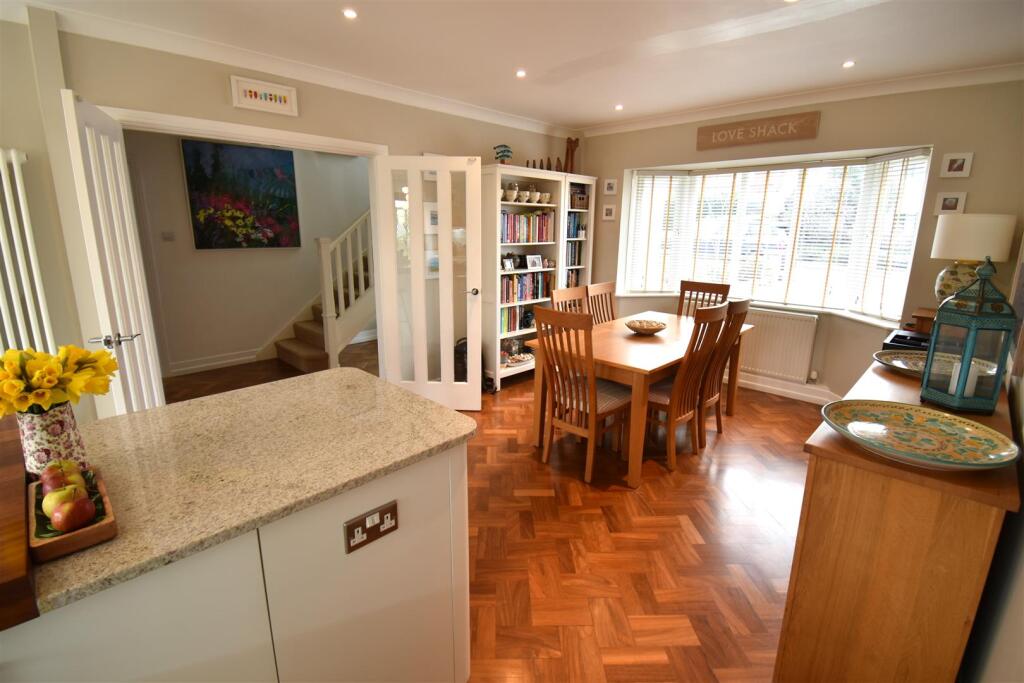 Additional image 12 of Attractive Detached Home In Popular Stoke Bishop Location