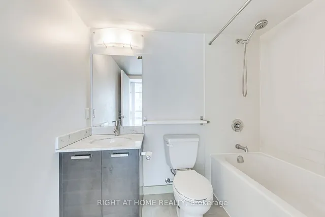 Additional image 13 of 36 Lisgar St Unit 1515