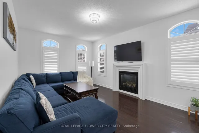 Additional image 11 of 28 DRUMMONDVILLE Dr