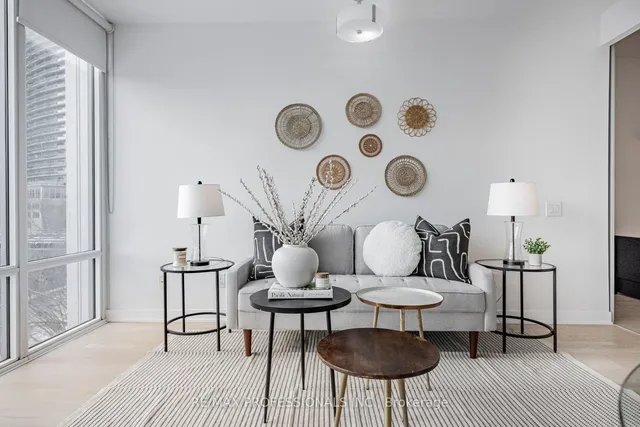 Additional image 8 of 88 Park Lawn Rd Unit 301