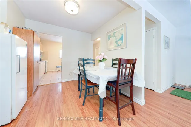 Additional image 11 of 811 Military Tr