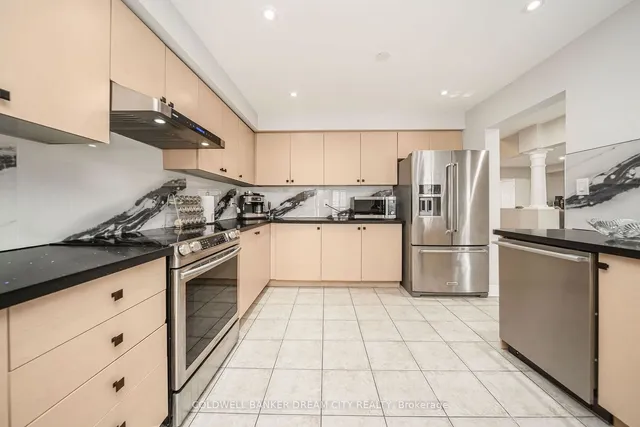 Additional image 12 of 60 Capistro St