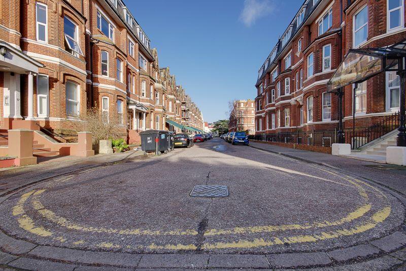 Additional image 24 of Westcliff Studios, Bournemouth (Nr. Beaches).