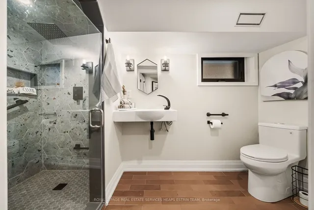 Additional image 35 of 104 Winchester St