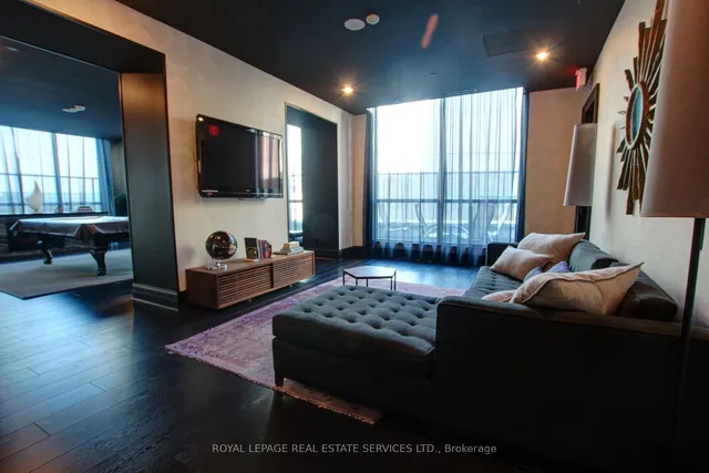 Additional image 32 of 38 The Esplanade Unit 807