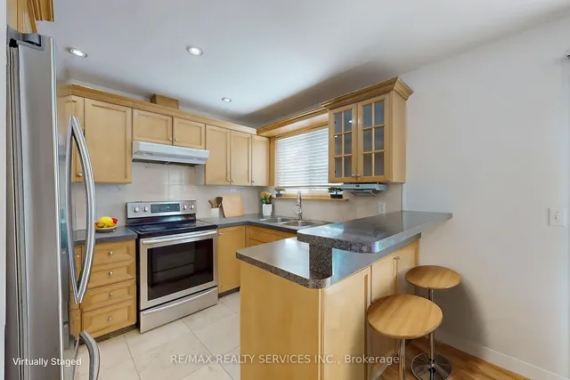 Additional image 16 of 7 Geneva Cres