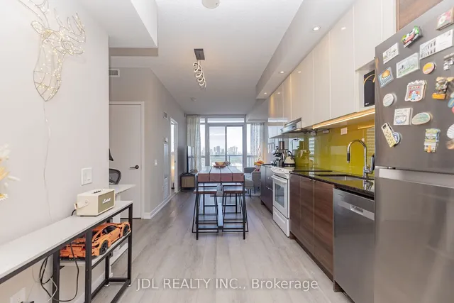 Additional image 10 of 121 Mcmahon Dr Unit 2302