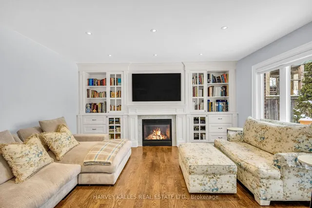 Additional image 18 of 440 Glengarry Ave