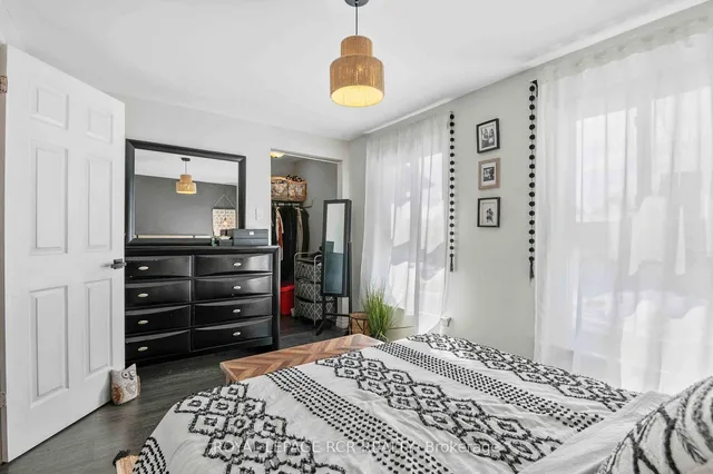 Additional image 32 of 32-46 Dearbourne Blvd