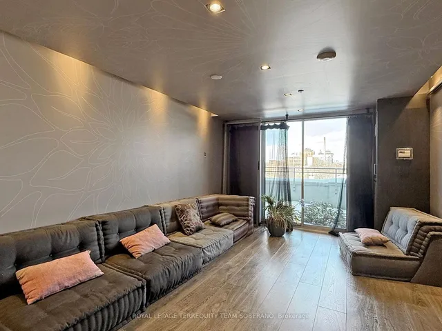 Additional image 38 of 156 Portland St Unit 410