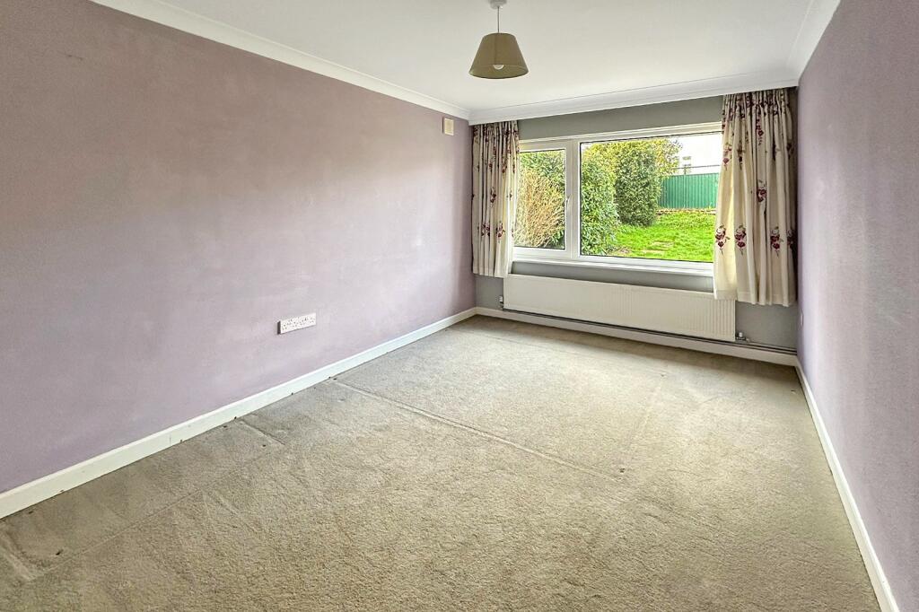 Additional image 3 of Jesmond Avenue, Highcliffe, Dorset. BH23 5AY