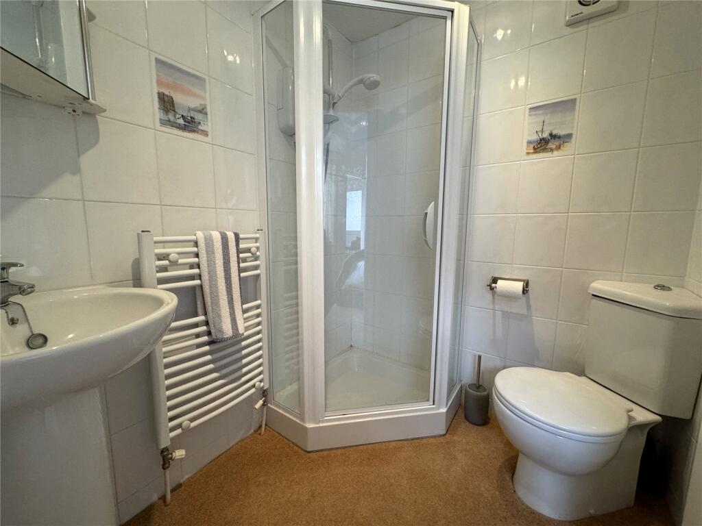 Additional image 14 of Chestnut Avenue, Barton On Sea, Hampshire, BH25
