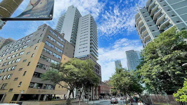 81 Wellesley St Unit 2108