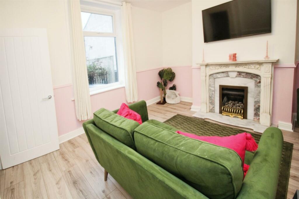 Additional image 18 of Green Place, Bradford, BD2 3AB