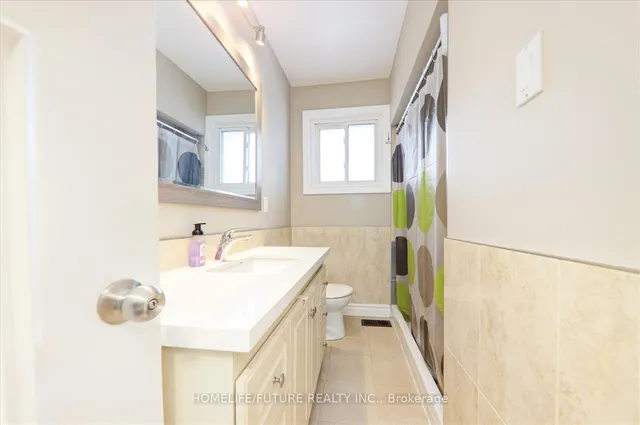 Additional image 17 of 53 Applefield Dr