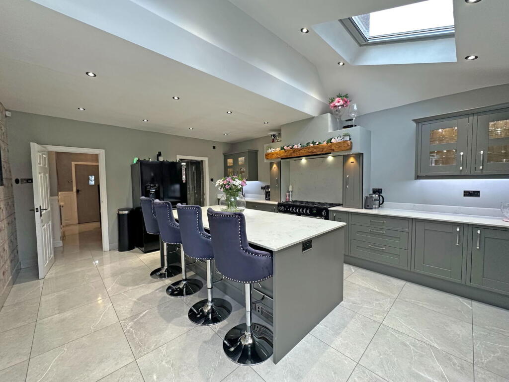 Knightsbridge Road, Solihull, B92 8RB