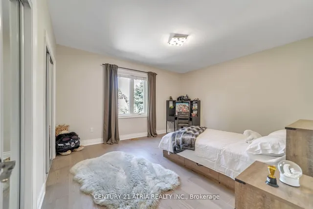 Additional image 22 of 28 Innisdale Dr