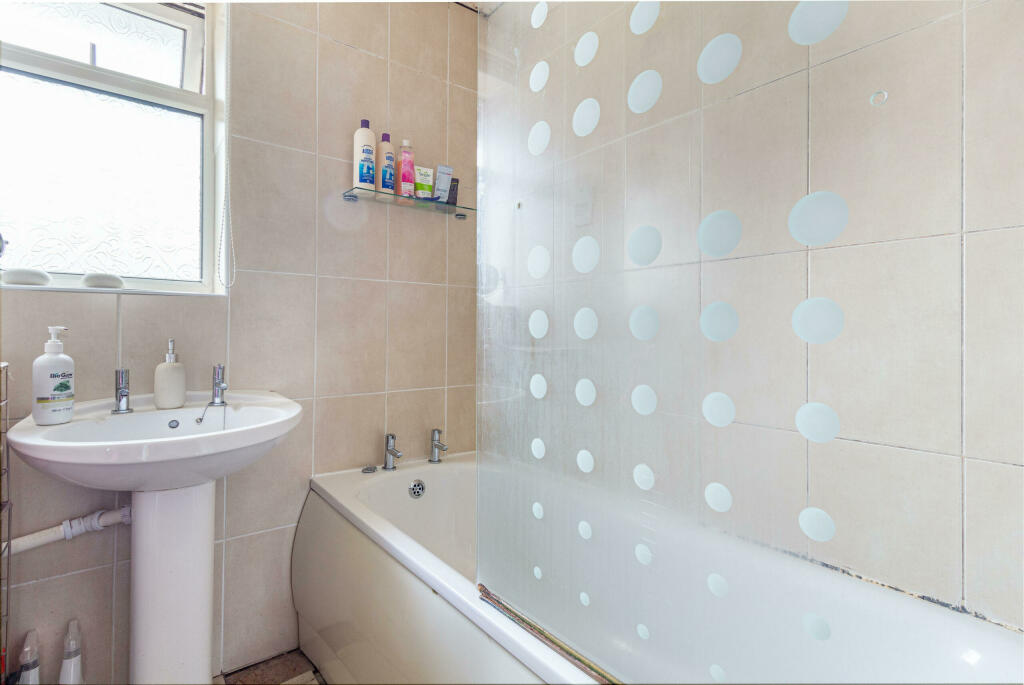 Additional image 18 of Pennine Road, Bromsgrove, B61