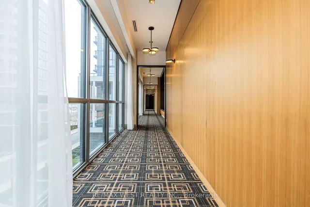 Additional image 38 of 15 Zorra St Unit 605