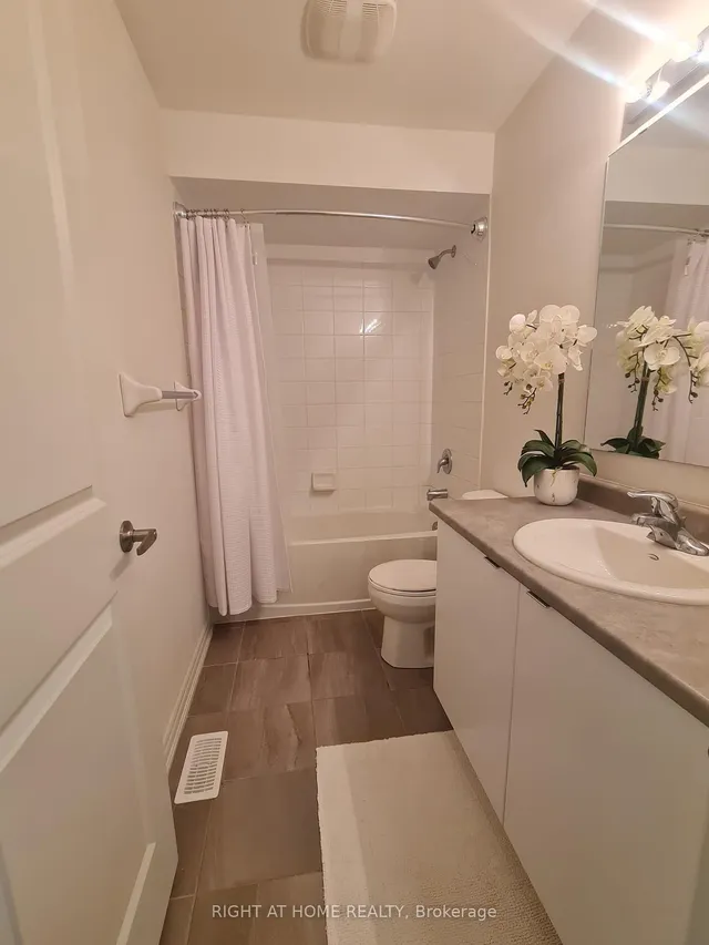 Additional image 10 of 50 Edinburgh Dr Unit 69