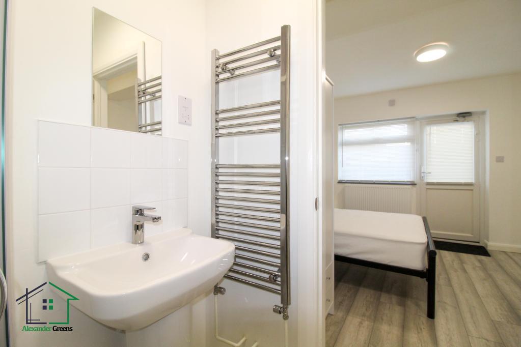 Additional image 11 of Newmarket Road, Cambridge