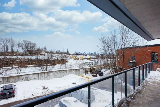 Additional image 4 of 369 Sorauren Ave Unit 211