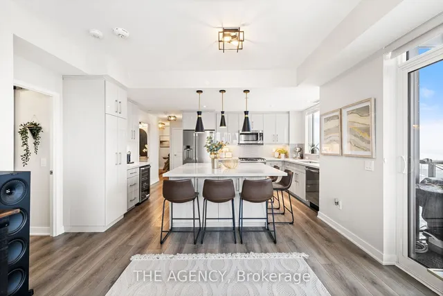 Additional image 22 of 2007 James St Unit 1607