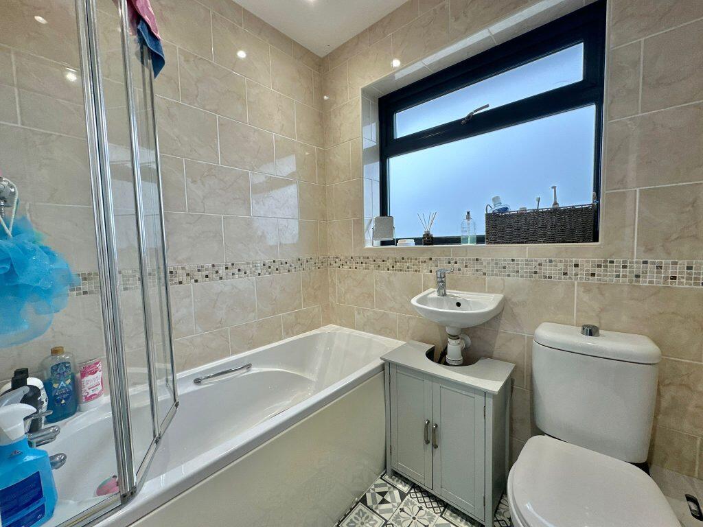 Additional image 9 of Elliots Drive, Yeovil, Somerset, BA21