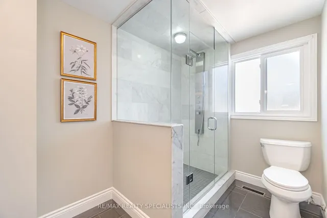 Additional image 28 of 563 Farmstead Dr