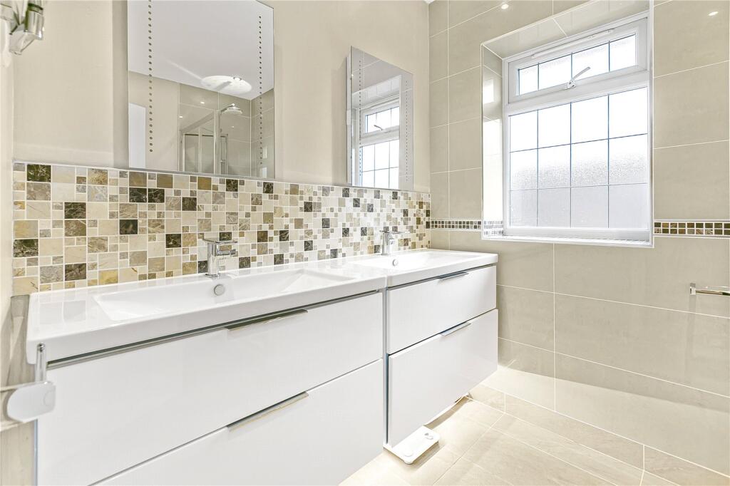 Additional image 23 of Pine Grove, Brookmans Park, Hertfordshire, AL9