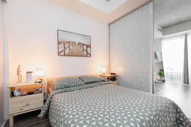 Additional image 22 of 1808 St Clair Ave Unit 219