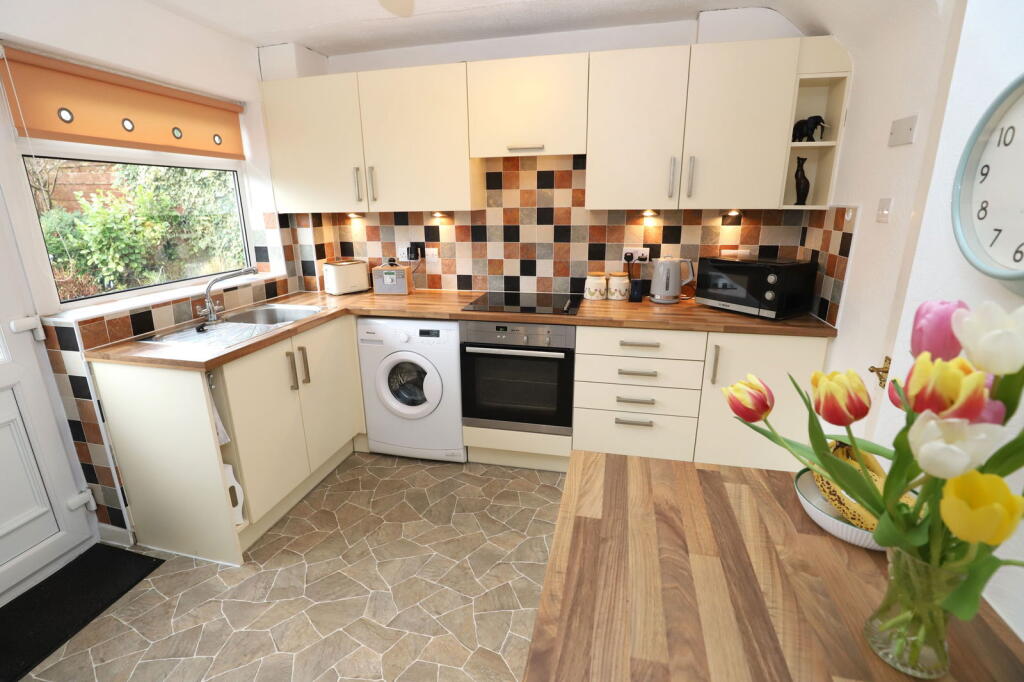 Additional image 7 of Winmarleigh Close, Bury, BL8 2TA