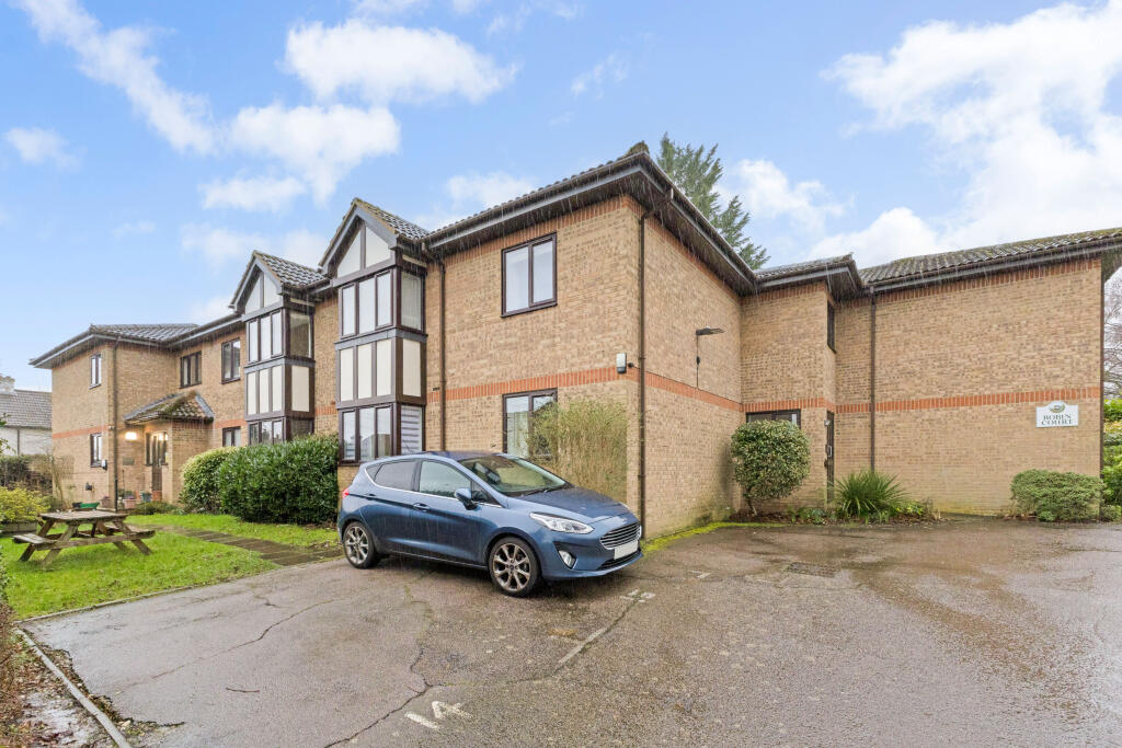 Additional image 15 of Robin Court, Harpenden, AL5