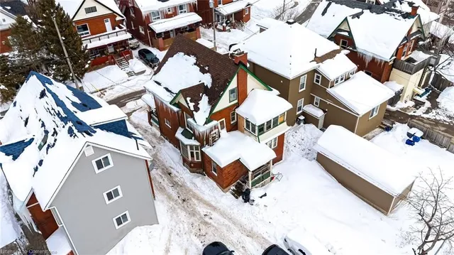 Additional image 46 of 59 Irvin St