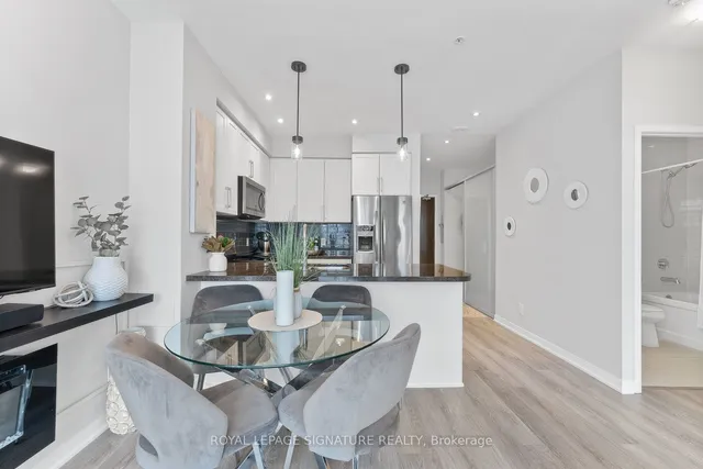 Additional image 17 of 840 Queens Plate Dr Unit 104